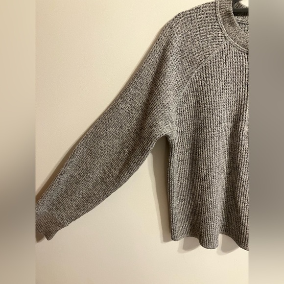 Old Navy Plush Waffle-Knjt Henley Top Grey Womens size Small - Picture 4 of 13